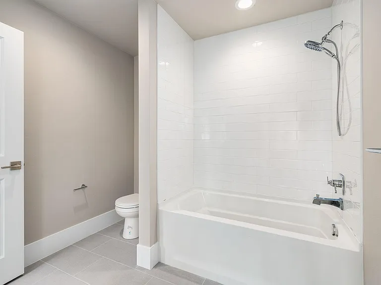 17254 NE 113th Ct — Photo 8