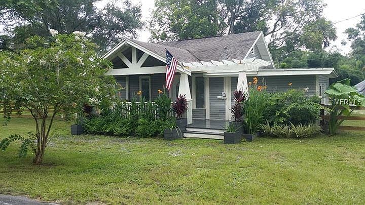 1st image of 1312 E Howry Ave