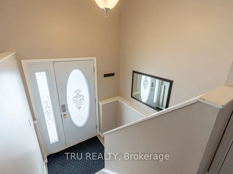 191 Castlefrank Rd — Photo 3
