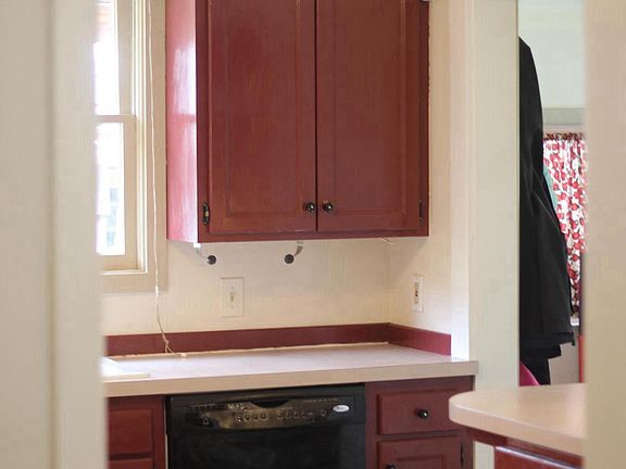 Dishwasher included!