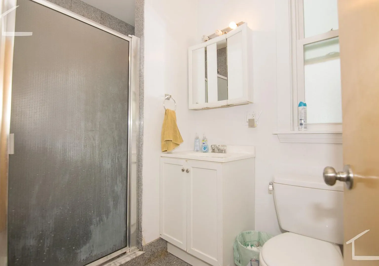 Nice 3 bed in Brighton — Photo 4