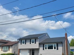 1113 Donna Ct, Linden, NJ 07036