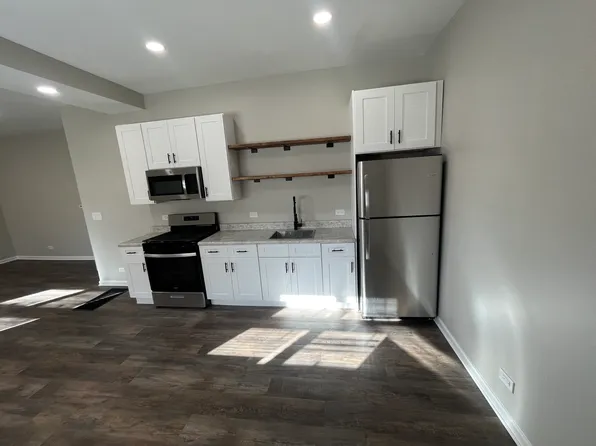 100 N State St #B, Marengo, IL 60152