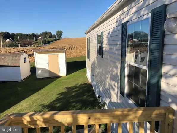 2 Ashton Dr, New Providence, PA 17560