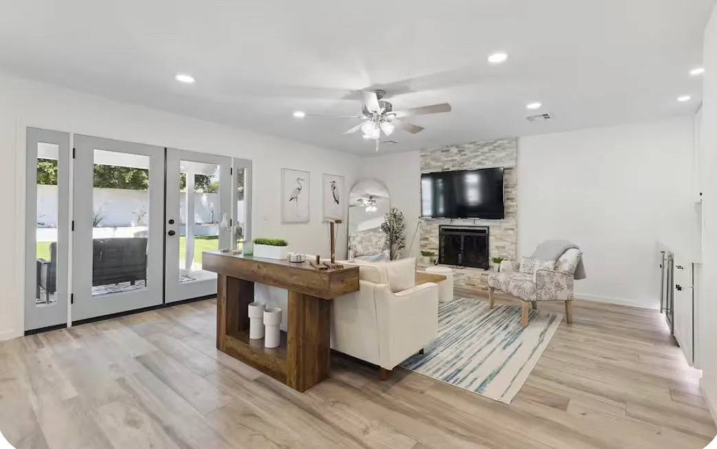 5 bed, 2470 sqft, $7,500 — Photo 4