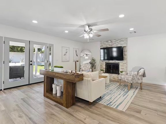 4th image of 5412 E Tierra Buena Ln