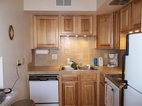 2nd image of 720 N 82nd St APT E1