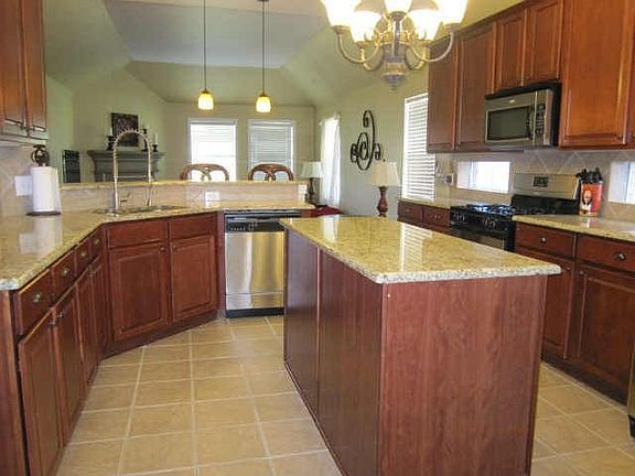 5th image of 5709 Brookside Dr