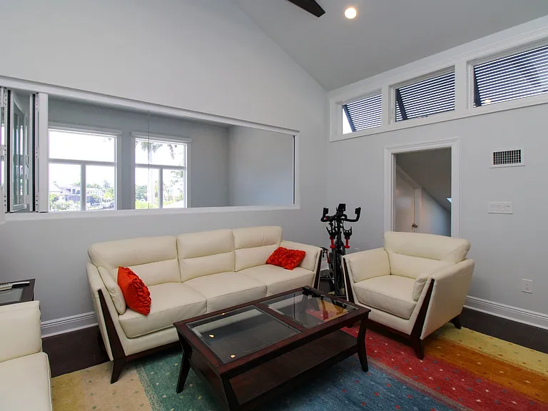 2150 Marina Dr — Photo 20