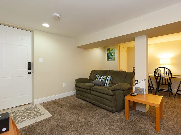 435 Manor Pl NW — Photo 9
