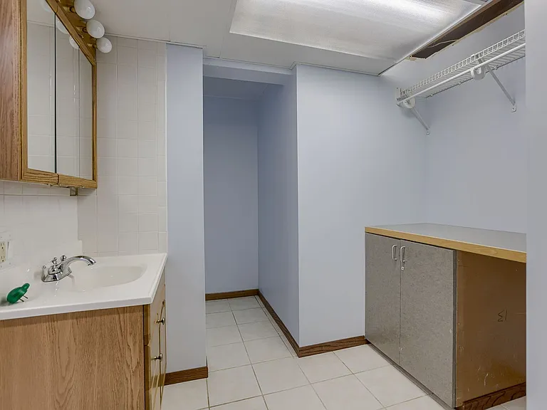 1230 Cole Creek Dr — Photo 19