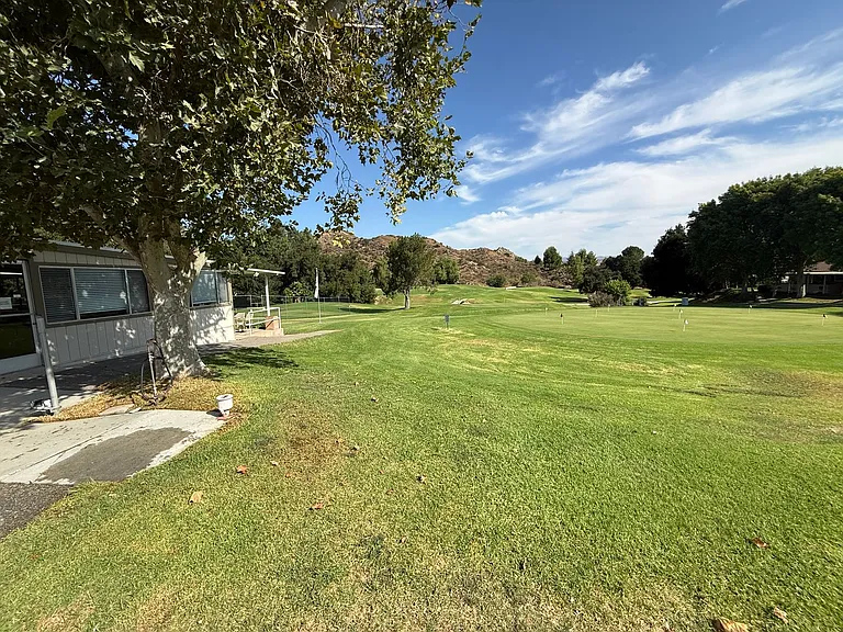 19021 Avenue Of The Oaks — Photo 19