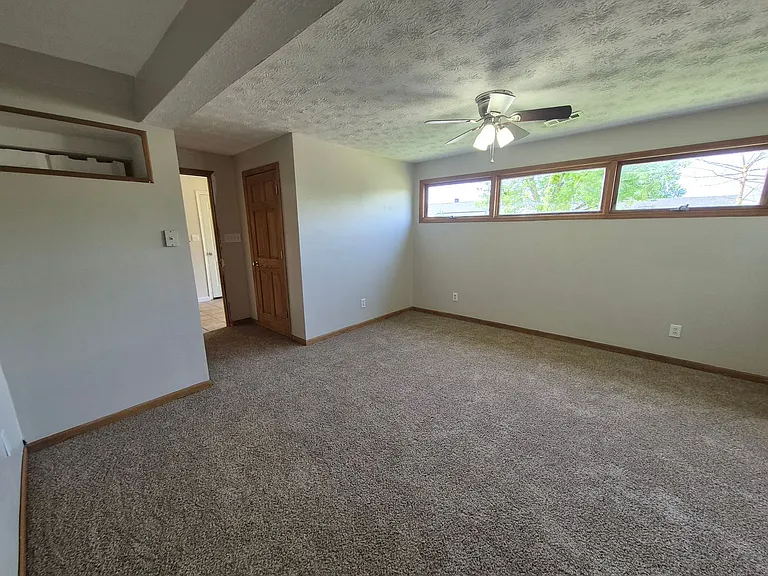 2816 Nacoma Pl — Photo 4