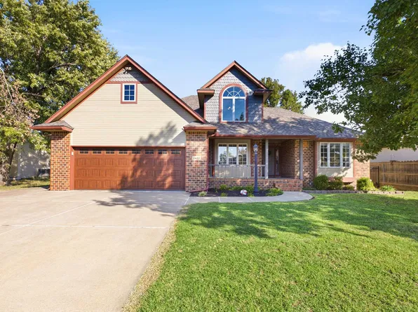 2622 W Timbercreek St, Wichita, KS 67204