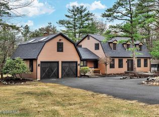 4 Pine Dr S, Nassau, NY 12123