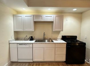 487 East St #2, New Haven, CT 06511