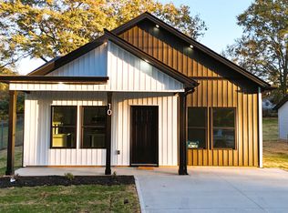 10 Bobo St, Inman, SC 29349