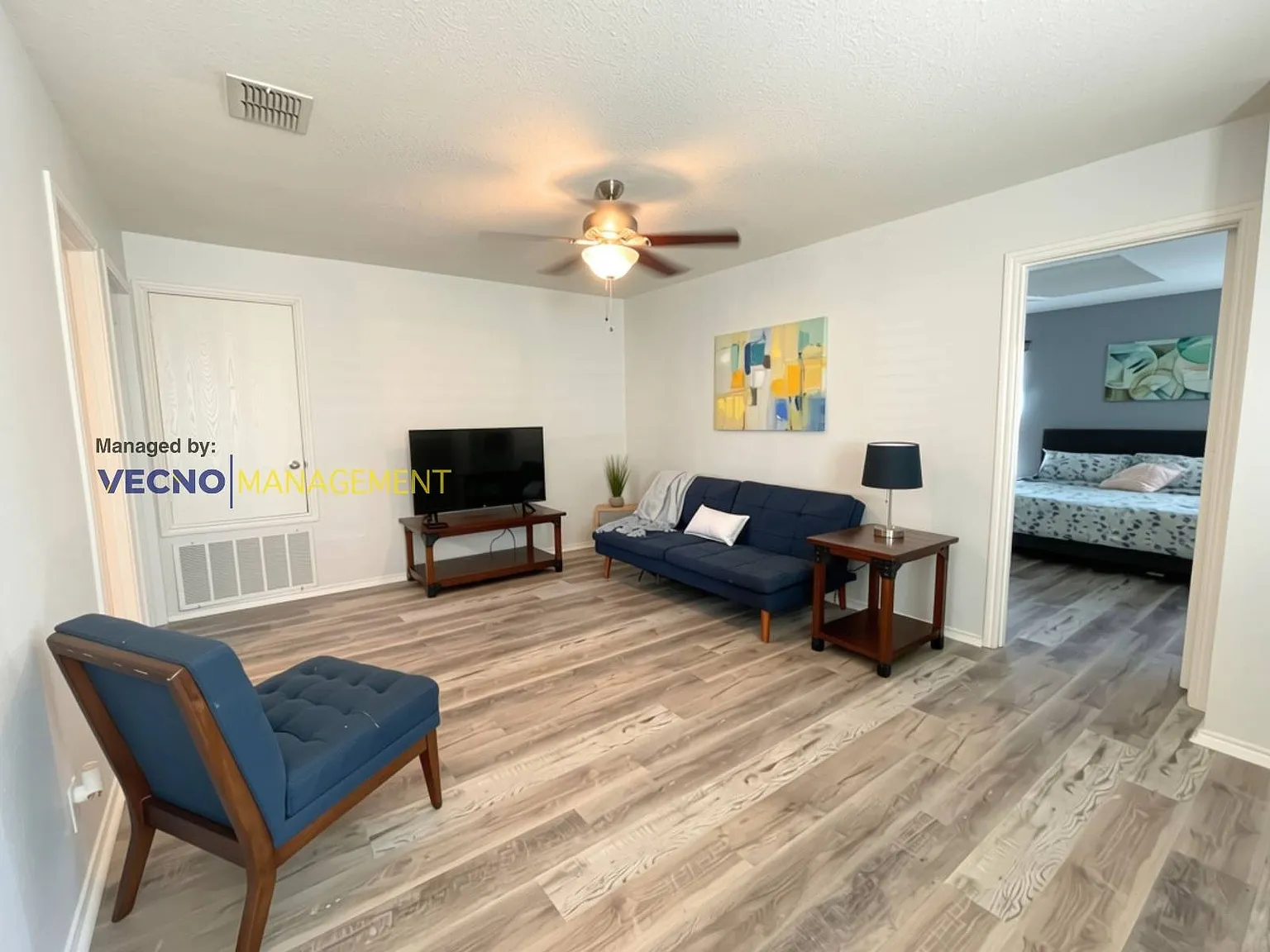 3 bed, 2.5 bath, 1812 sqft, $1,900 — Photo 2