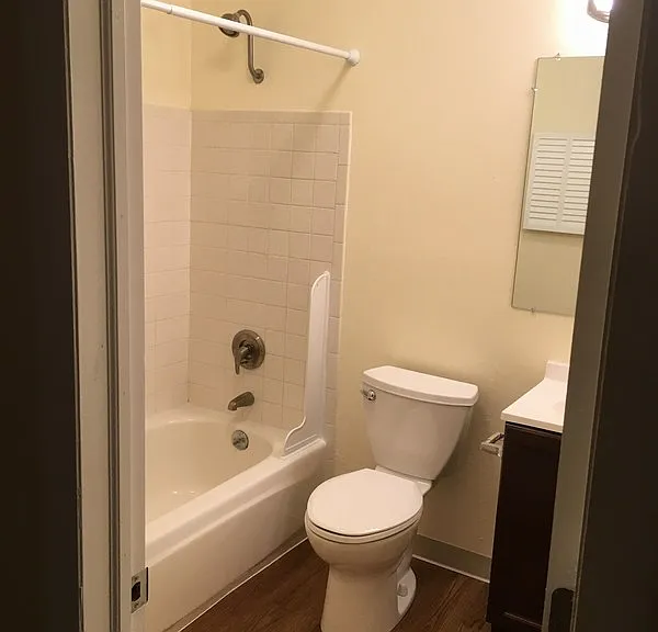534 Vance St #534 — Photo 9