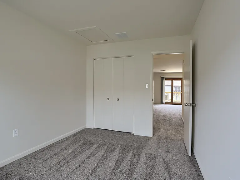 Mountain View Village — Photo 14