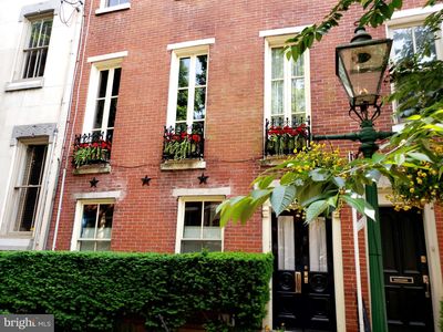 2236 Mount Vernon St, Philadelphia, PA, 19130