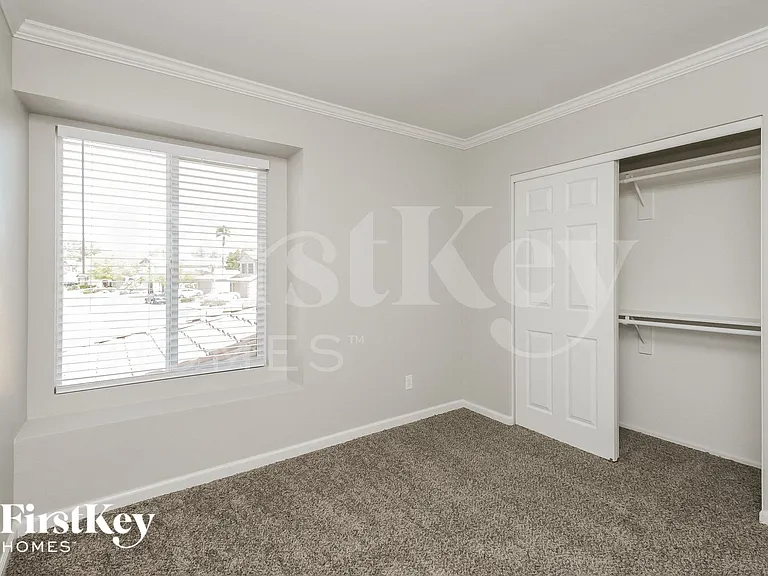 5359 E Elmwood St — Photo 11