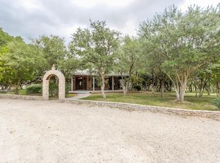 6270 Green Oaks Dr, Christoval, TX 76935