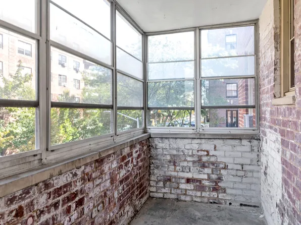 68-61 Yellowston Boulevard image 15 of 16