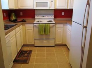 201 College Pl APT 201, Norfolk, VA 23510