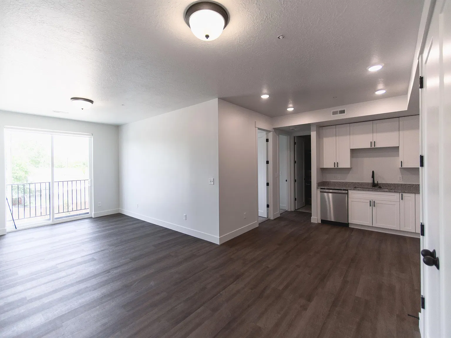 20 South 100 West - 304 — Photo 4