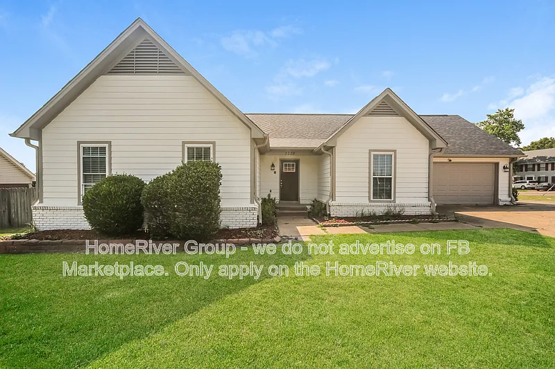 3325 Altruria Rd