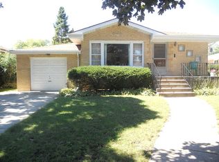 10112 Alice Ct, Oak Lawn, IL 60453
