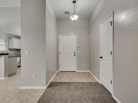 4th image of 18440 Camborne Ave