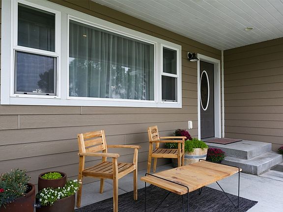 3rd image of 720 N 11th St