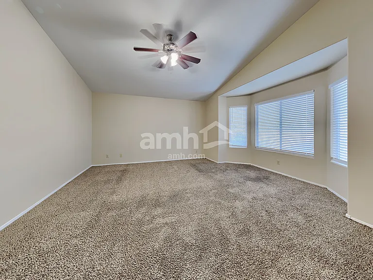 288 Vallarte Dr — Photo 10