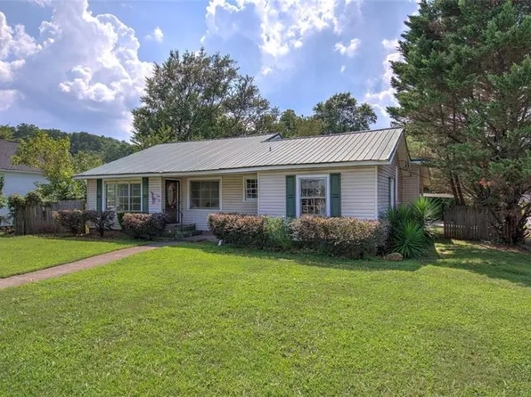 121 N Piedmont Ave, Rockmart, GA 30153