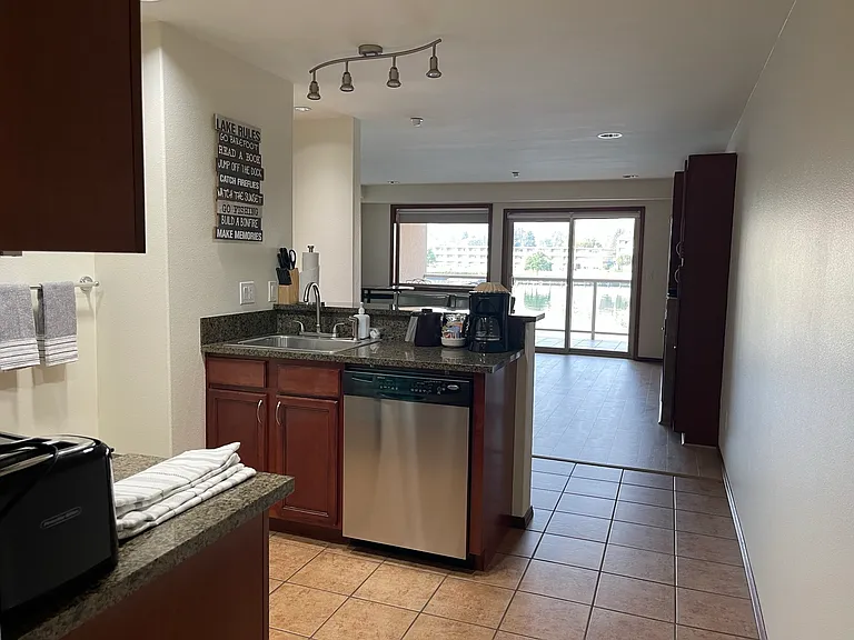 322 W Woodin Ave #636-1 — Photo 10