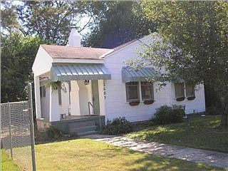 1st image of 1605 5th Ave