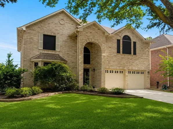 13431 Yaupon Holly Ln, Houston, TX 77044