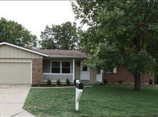 5 Glenview Dr, Saint Charles, MO
