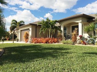 39 Medalist Rd, Rotonda West, FL 33947