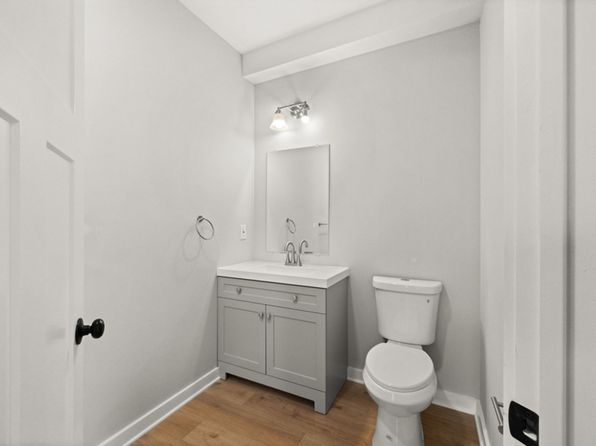 14 Dock St #3W