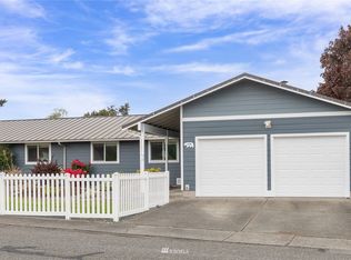 540 SW 3rd Ave, Oak Harbor, WA 98277