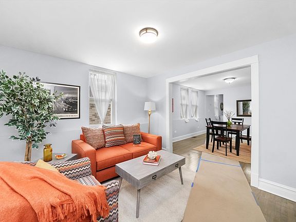 5th image of 1512 Lombard Ave