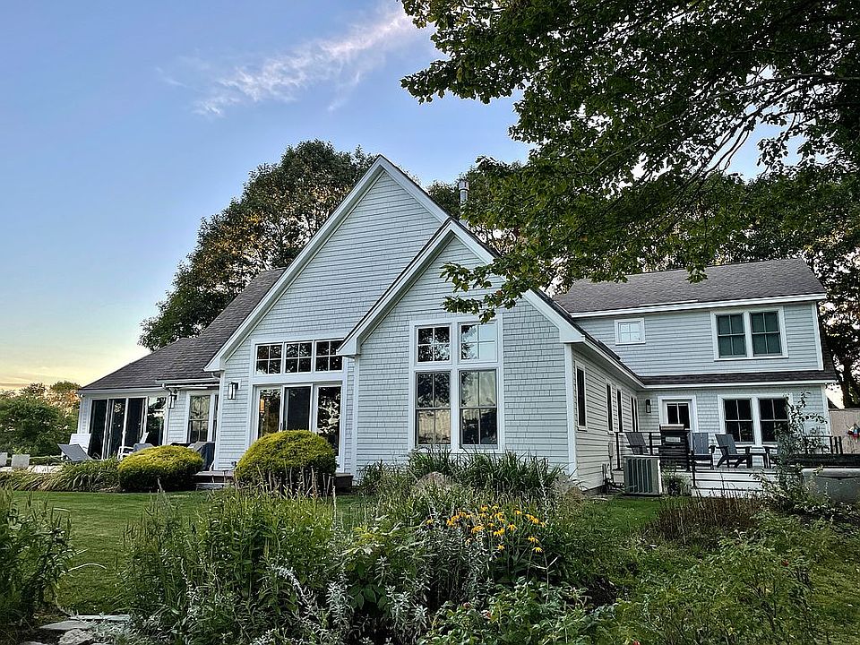 2nd image of 2 Stone Haven Dr