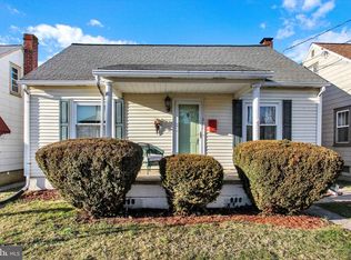 371 Maple Ave, Hanover, PA 17331