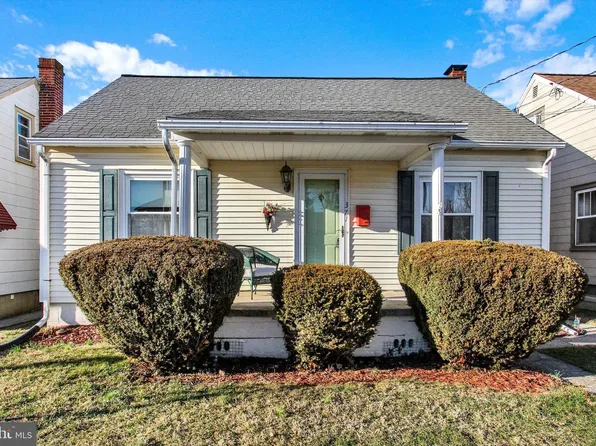 371 Maple Ave, Hanover, PA 17331