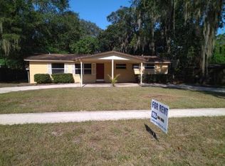 209 Canis Dr W, Orange Park, FL 32073
