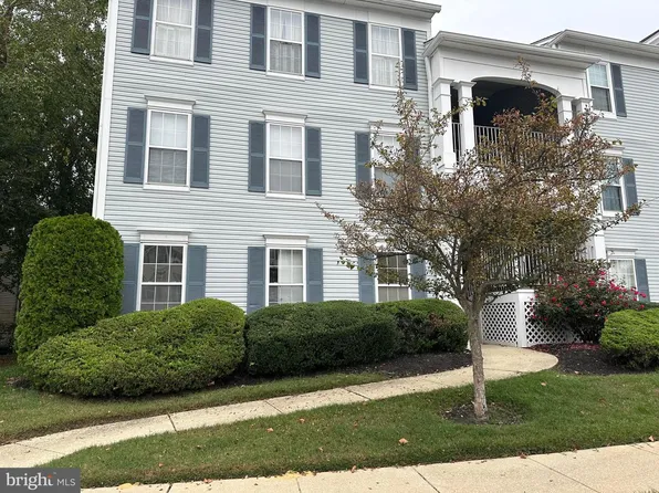 85 Foxglove Dr, Riverside, NJ 08075