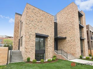 2122 W Moffat St, Chicago, IL 60647